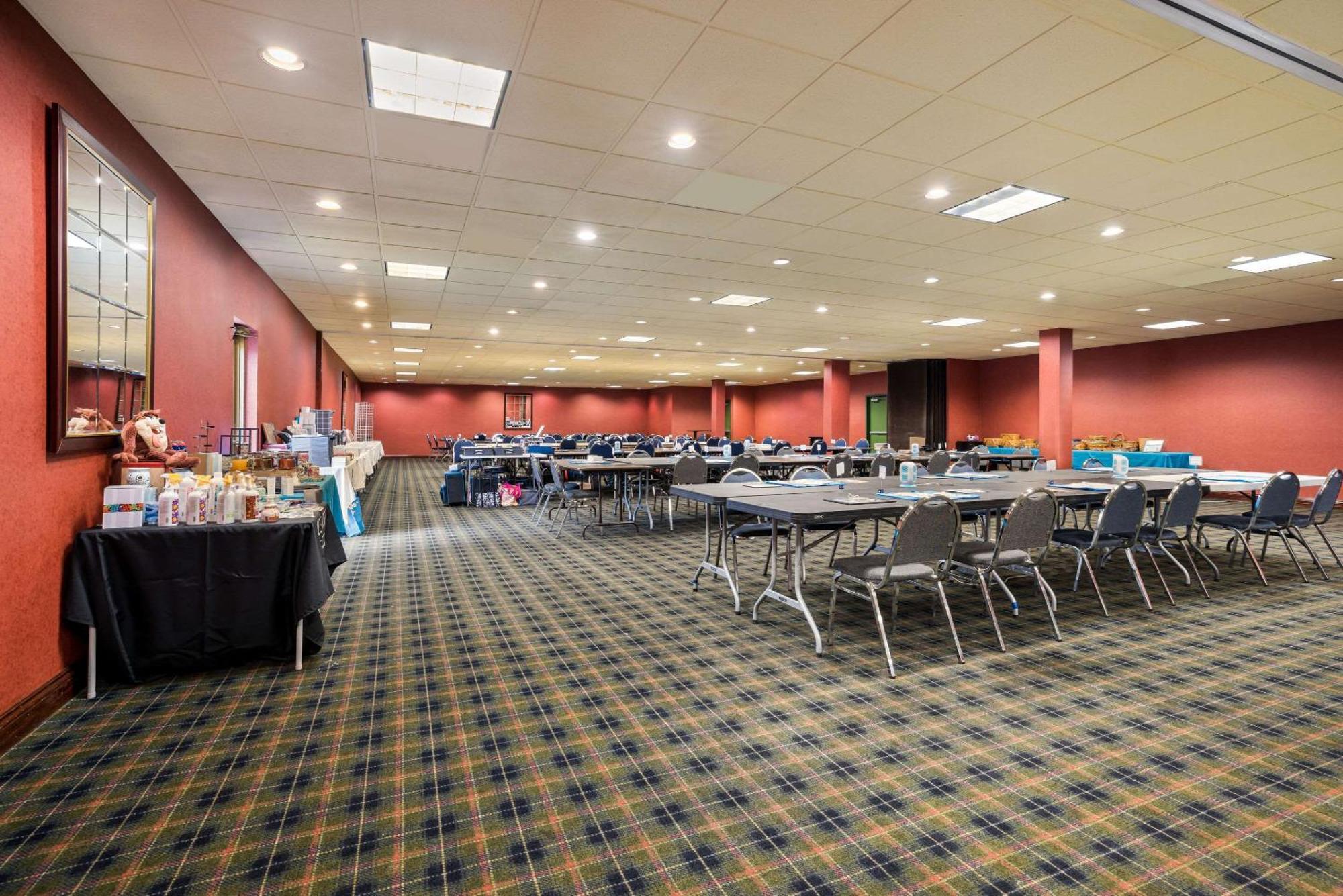 Suburban Studios Syracuse Fairgrounds 外观 照片