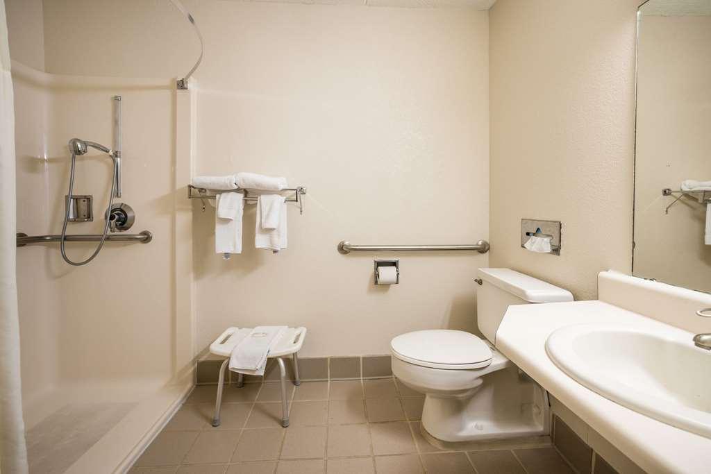 Suburban Studios Syracuse Fairgrounds 客房 照片
